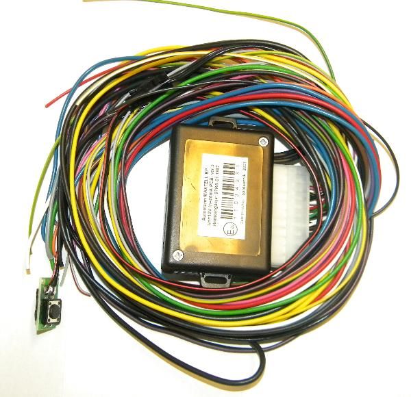 0106--ALARM MAXTELL ANALOG-BPAlarm bezpilotowy (sterowanie z oryginalnych pilot&amp;oacute;w) funkcja immobilizera, antyporwaniowa, kierunkowskazy silnoprądowe i sekwencyjne, sterowanie klaksonem, prealarm, uczenie impuls&amp;oacute;w uzbrajania i 
