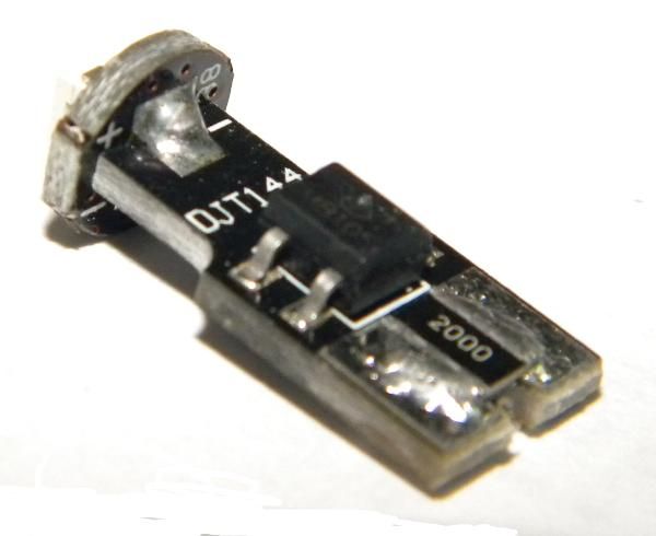 3608--Żar&amp;oacute;wka NX09 T10 WEDGE CANRODZAJ LED:1szt. 5050 SMD-3chips TYP ŻAR&amp;Oacute;WKI : T10-Wedge UŻYCIE: m.in.: cofania, r&amp;oacute;wnież do najnowszych samochod&amp;oacute;w t.j. Audi, BMW i Benz. CERTYFIKAT CE. 