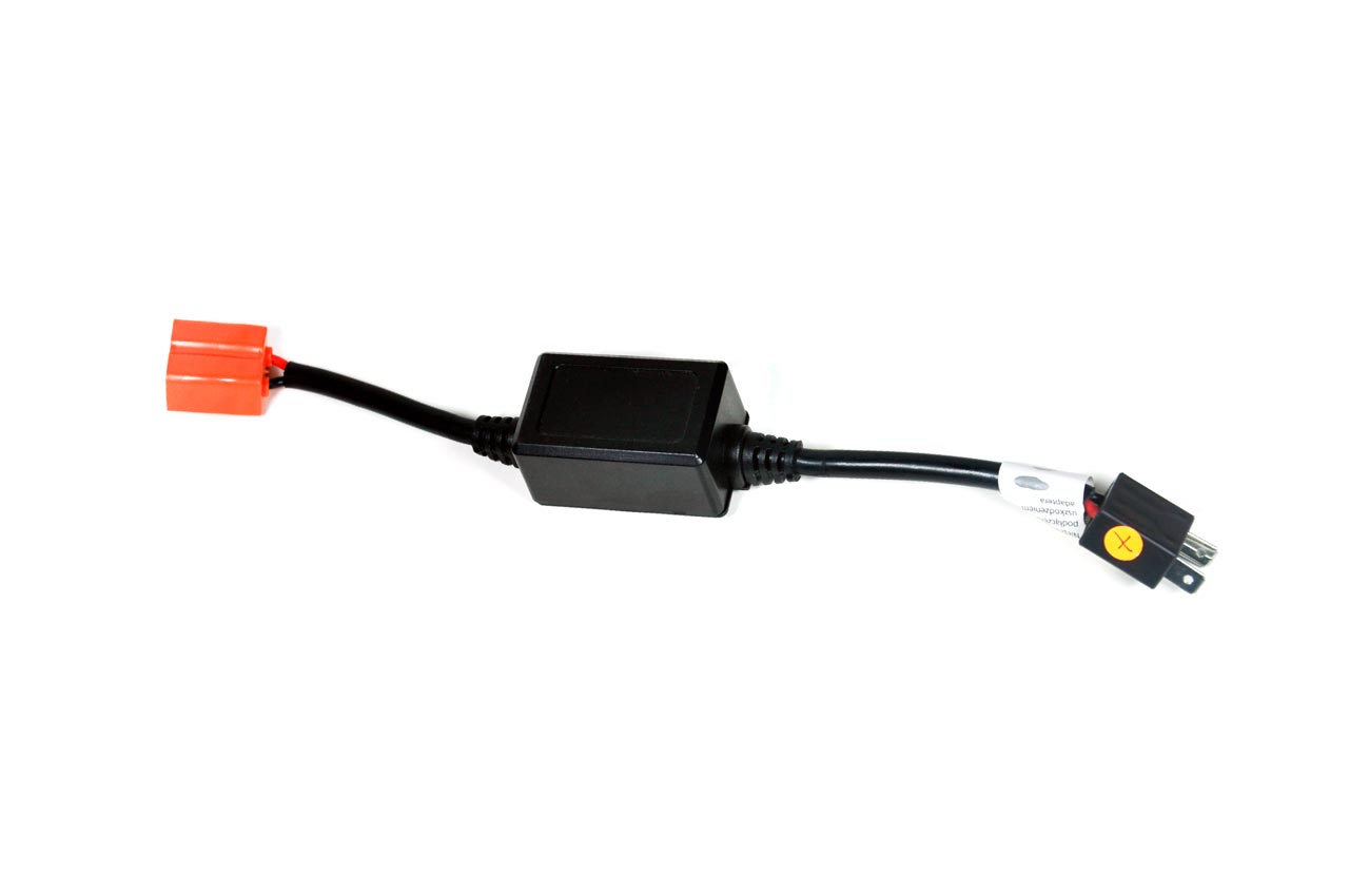 AMI-01070--Adapter szczególnie przeznaczony dla wszystkich seri H7 HEADLIGHT , stosowany w przypadku wystąpienia błędu spalonej żarówki po zamontowaniu zestawu. Pomaga wyeliminować wspomniany błąd. Pracuję pod napięciem 12 do 24 V.