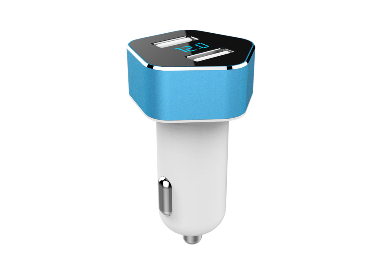 AMI-02358--WŁAŚCIWOŚCI: ładowarka samochodowa zasilana z gniazda zapalniczki kompatybilna ze wszystkimi telefonami i tabletami dwa porty ładowania USB 2,4A cyfrowy wyświetlacz napięcia i prądu posiada certyfikaty: CE i Rohs PARAMETRY TECHNICZNE: napięcie wejści