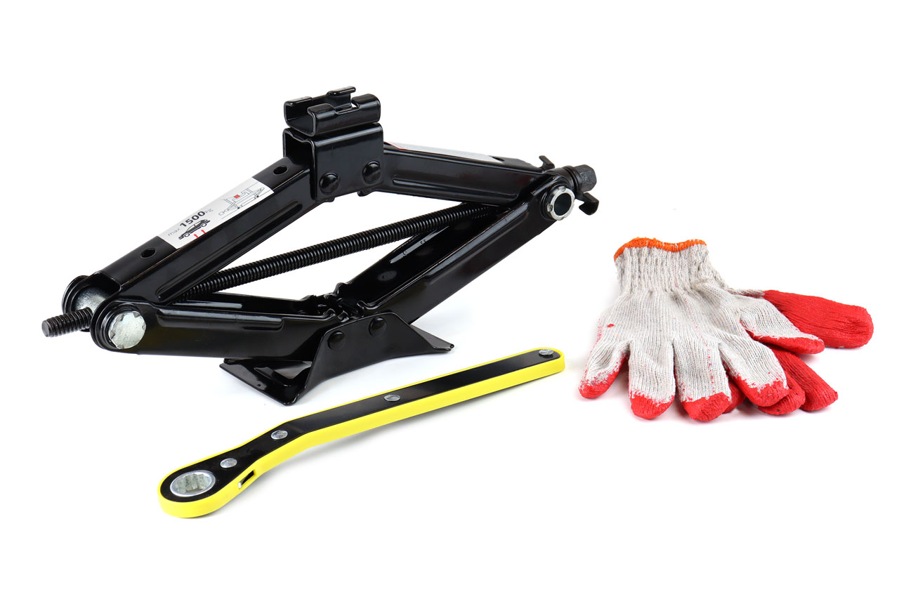 AMI-02478--Podnośnik trapezowy 1,5 t z kluczem grzechotką + rękawiczki robocze