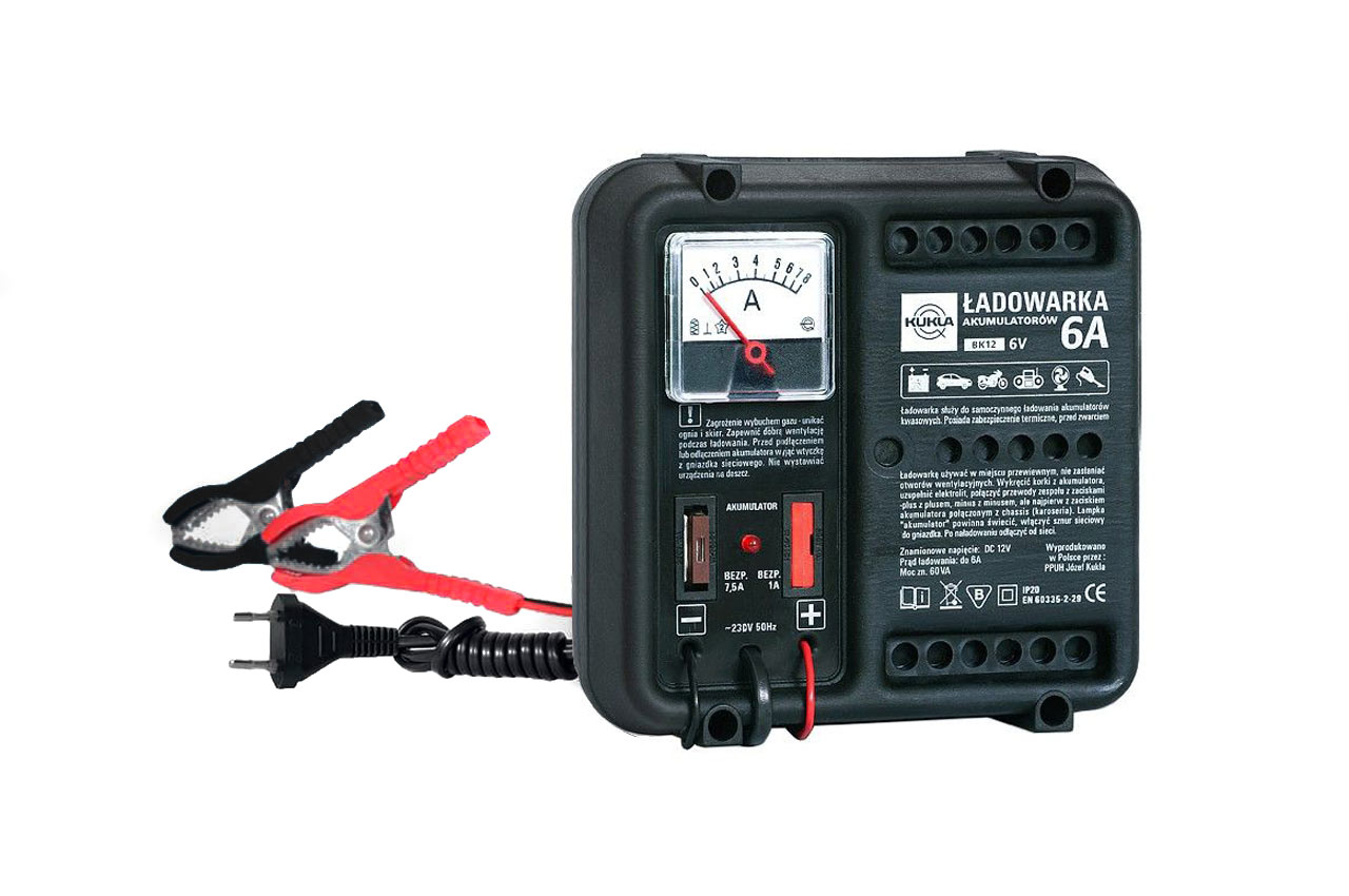 AMI-K5500--Specyfikacja: Znamionowe napięcie zasilania: AC 230V ~50-60 Hz Znamionowe napięcie wyprostowane: 12V Moc znamionowa: 60VA Prąd ładowania: 6A Pojemność akumulatorów: do 60Ah Gwarancja: 4 lata Opis przedmiotu: Ładowarka służy do samoczynnego ładowania 