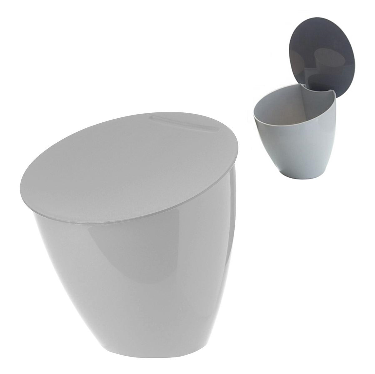 AG240E--Kompaktowy, stojący kosz na odpadki kuchenne. Bardzo wygodna, nachylona konstrukcja ułatwia np. wyrzucanie resztek w trakcie przygotowywania posiłk&amp;oacute;w. Kosz ma niewielki rozmiar co pozwala zaoszczędzić cenne miejsce w kuchni.Cechy i spe