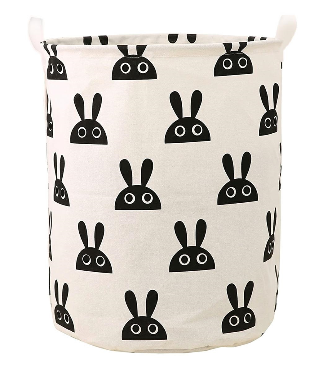 AG327A--Ładny i niezwykle praktyczny dodatek do każdego wnętrza! Pojemnik świetnie sprawdzi się jako organizer bądź kuferek na zabawki dla dziecka, klocki, ubranie, pranie, ręczniki czy cokolwiek zechcesz! Specjalne uchwyty ułatwiają jego przenoszenie w inne