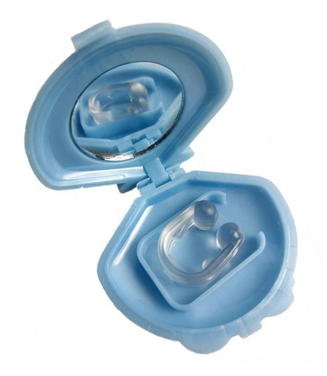 AG551--Rewelacyjny klip przeciw chrapaniu - pozbądź się uporczywego chrapania. Ulżyj sobie i swoim bliskim.Cechy i specyfikacja produktu:Produkt fabrycznie nowy, wysokiej jakości.Zacisk na nos pomagający otworzyć g&amp;oacute;rne drogi oddechowe i dzięk