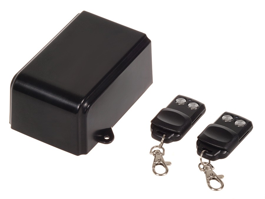 CEN-42442--Opis produktu:Zewnętrzna radiolinia do zdalnego sterowania zasilana napięciem AC 230V.Sterowanie dwoma wyjściami do zasilania urządzeń o napięciu zasilania AC 230V.W zestawie 2 piloty.Wybór trybu pracy sterownika sterownika:Sterownik ma dwa wyjścia o