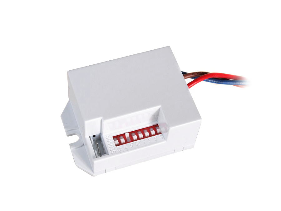 LEC-URZ0804--Moc maksymalna: 800 W (lampa żarowa); 200 W (lampa energooszczędna i LED)Zasięg detekcji ruchu (możliwość regulacji): 3 - 6 m przy 24°C Kąt detekcji: 120° - instalacja ścienna; 360° - instalacja sufitowaZakres czasu świecenia (możliwość regulacji): 5