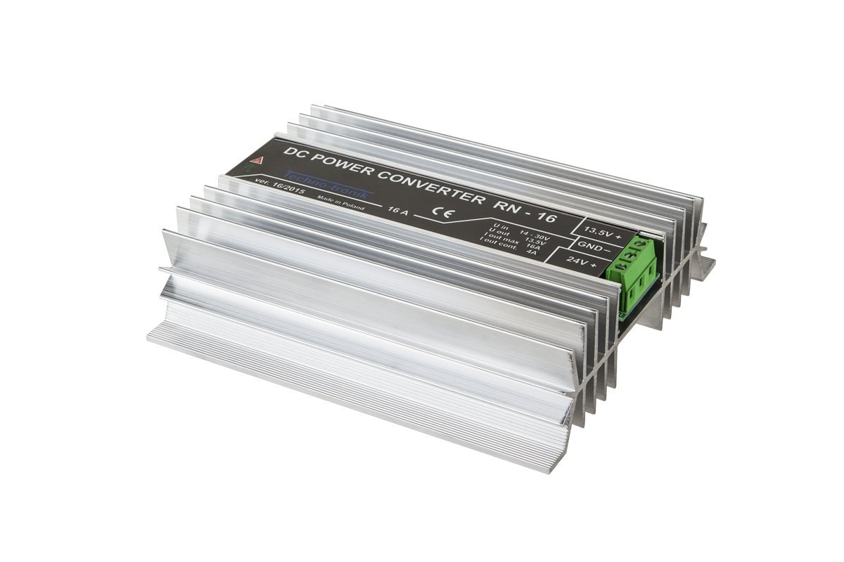 LEC-URZ0822--Napięcie wejściowe: 20 - 30 VNapięcie wyjściowe: 13 V ?1 VMaksymalny wyjściowy prąd chwilowy &amp;lt;2 min: 16 AMaksymalny wyjściowy prąd ciągły: 4 AReduktor posiada zabezpieczenia: przeciążeniowe, zwarciowe, nadnapięciowe----------Wymiary (DxSxW