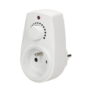 OR-AE-13114--Urządzenie jest prostym w obsłudze sterownikiem mocy wyposażonym w gniazdo sieciowe z uziemieniem. Nie wymaga instalacji. Idealny do regulacji oświetlenia np. lamp stołowych, podłogowych czy wentylatorów. Posiada płynną regulację pokrętłem, od pełnej