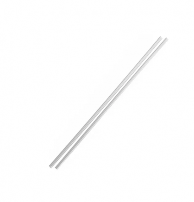 MJ/94972--Rurka polipropylenowa służy do przedłużenia wylotu butelki z klejem (np. CA). Umożliwia precyzyjne dozowanie kleju w trudno dostępnych miejscach. Rurę można rozciągnąć do bardzo małej średnicy (poprzez staranne miejscowe podgrzanie opalarką lub płomi