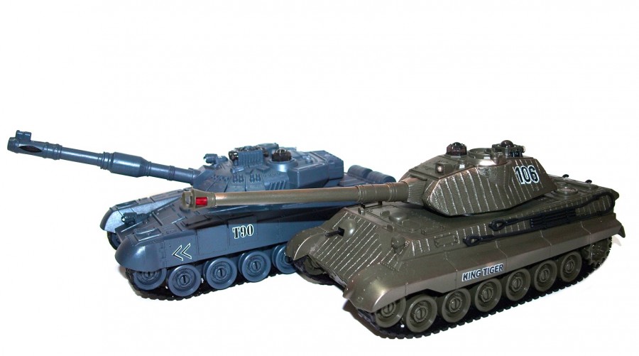 ZG/99825--Zestaw wzajemnie walczących czołgów Russian T90 i German King Tiger 2.4GHz. Niesamowity zestaw dwóch walczących czołgów, który zajmie nie tylko dzieci ale także dorosłych na kilka godzin i zagwarantuje świetną zabawę! Od teraz masz możliwość zasiąść 