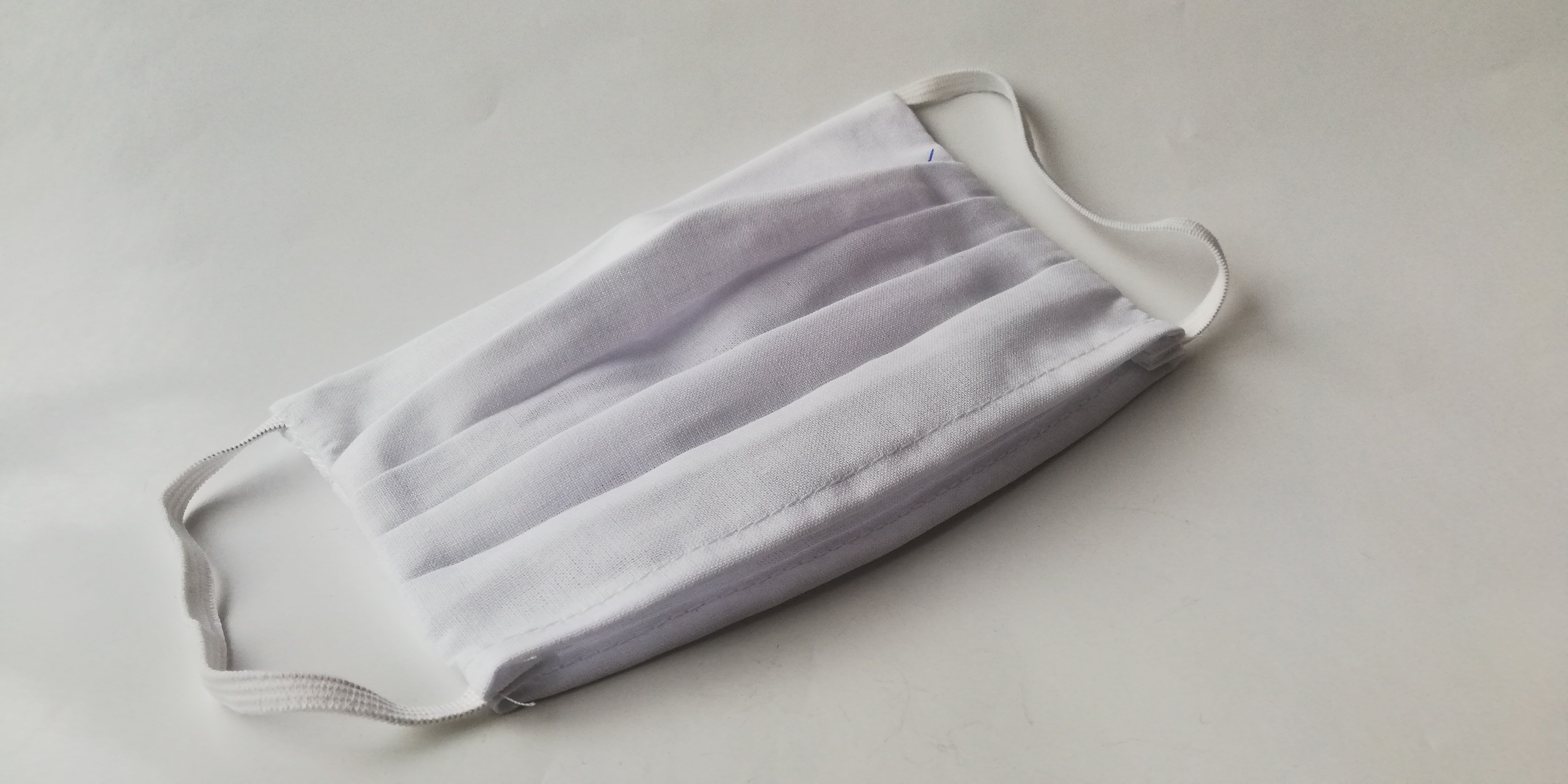 46090--Maska dwuwarstwowa bawełn.165*105mm z gumkami opak.50szt