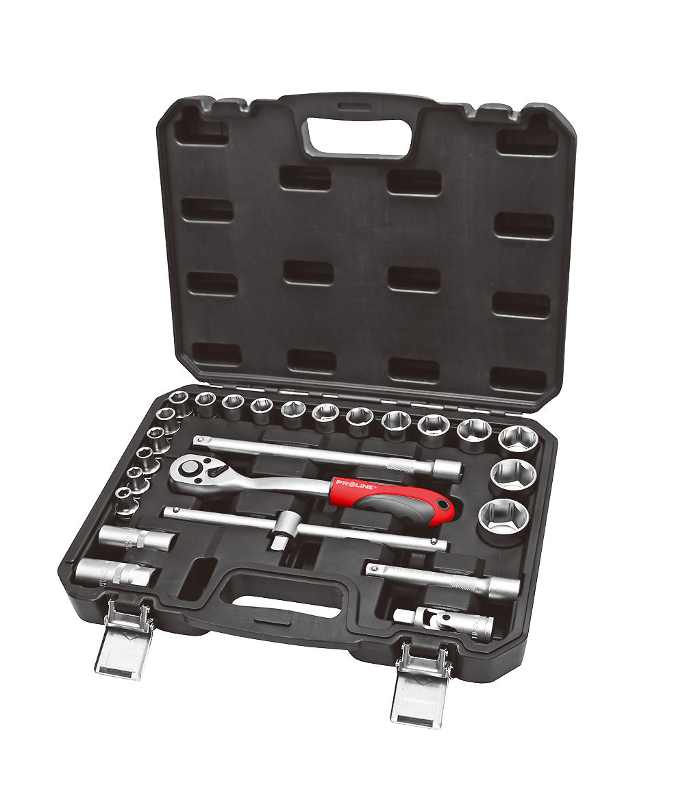 58825--Specyfikacja:Stal CrVSatynowaneNasadki radełkowaneDostarczane w kufrze z tworzywa, zawias metalowy, klamry metaloweW zestawie:1/2&amp;rdquo; 8, 9, 10, 11, 12, 13, 14, 15, 17, 18, 19, 21, 22, 24, 27, 30, 32 mm1/2&amp;rdquo; 72 T1/2&amp;rdq