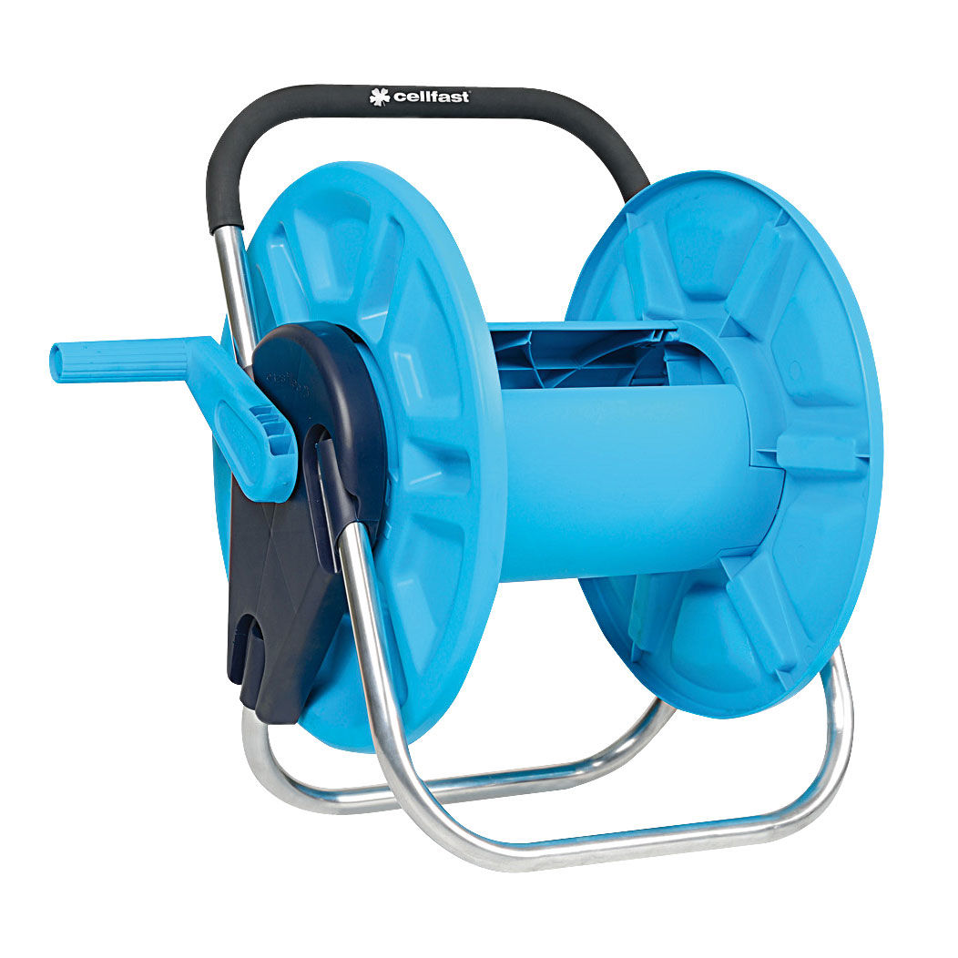 CF55150--CF55150 Stojak Aluplus na wąż 45m ,1/2", CellfastSpecyfikacja:Zapewnia wygodne przewożenie i przechowywanie węża.Łatwy montaż bez użycia narzędzi.Narożne połączenie węża zapobiega jego wypaczaniu i przekręcaniu podczas nawijania i rowijania.Wygo