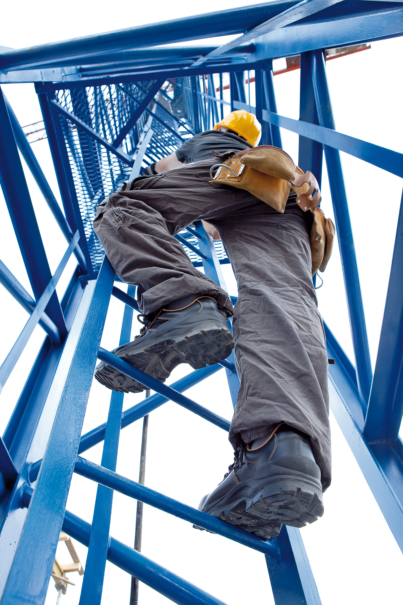 DPRMBO40--Półb. rob. męsk.(7051/bolt), skóra, s1, r.40, ce, demar