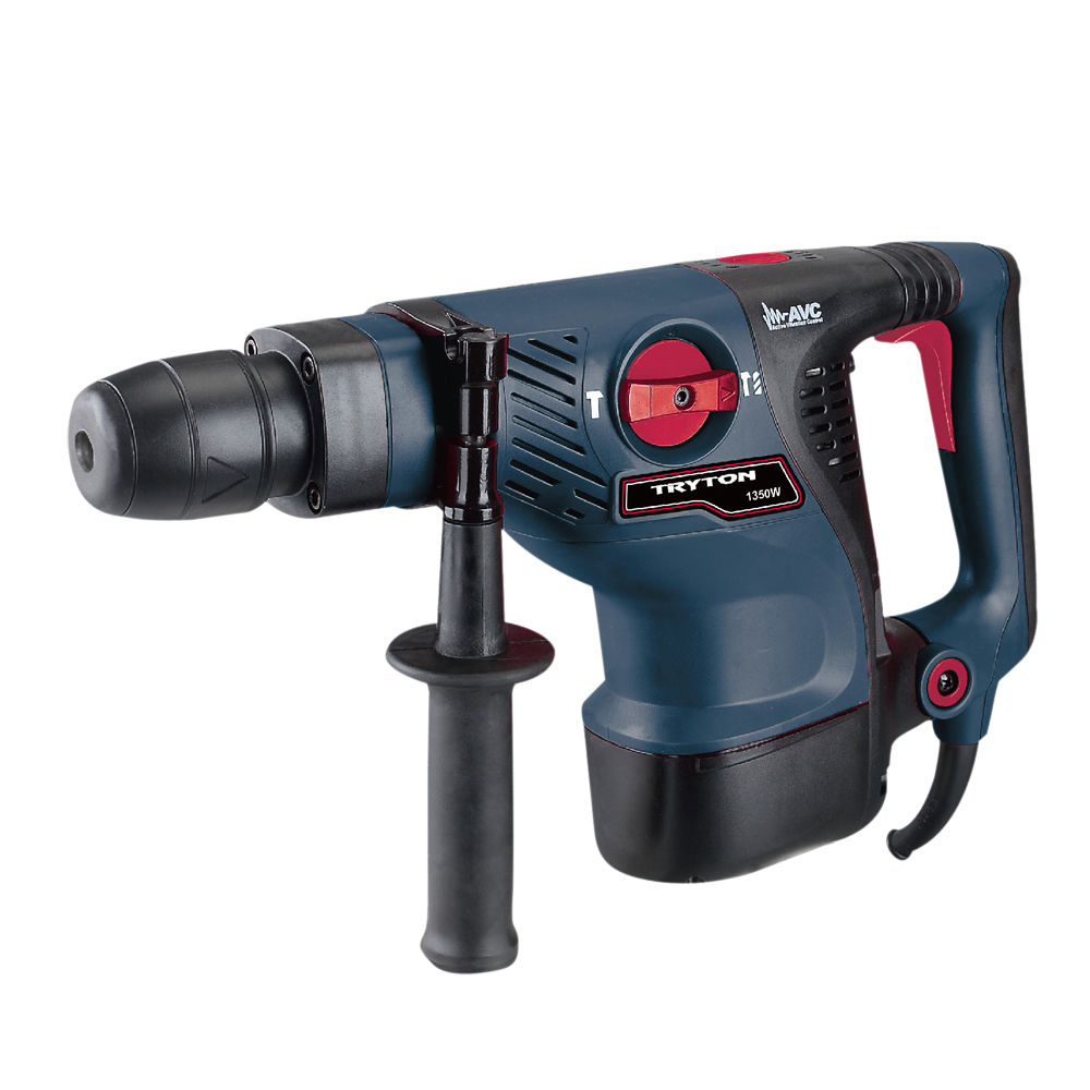 TMM1600X--TMM1600X SDS MAX młot udarowy kujący 1600W, 25J, TrytonMłot kujący do lekkich wyburzeń TMM1600XRegulowana częstotliwość udaruPozycjonowanie dłutaUchwyt wibracyjnyW komplecie: dłuto płaskie, szpicak, kufer oraz dodatkowy uchwyt boczny prostyUchwyt : S