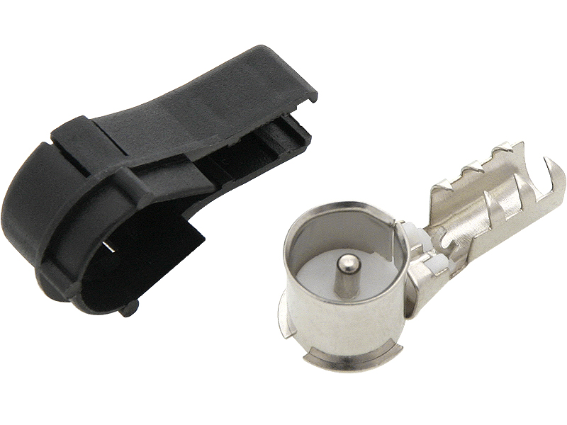 1143#--Wtyk anteny samochodowej BLAUPUNKT kątowy, na kabel.