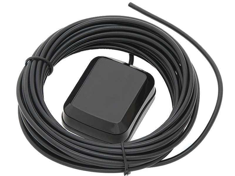 20-519#--Antenę GPS można zamontować zar&amp;oacute;wno wewnątrz (np. na podszybiu) jak i na zewnątrz karoserii samochodu poprzez bardzo silny magnes umieszczony w obudowie . Umieszczenie anteny zewnątrz samochodu powoduje, lepsze odbieranie sygnału przek