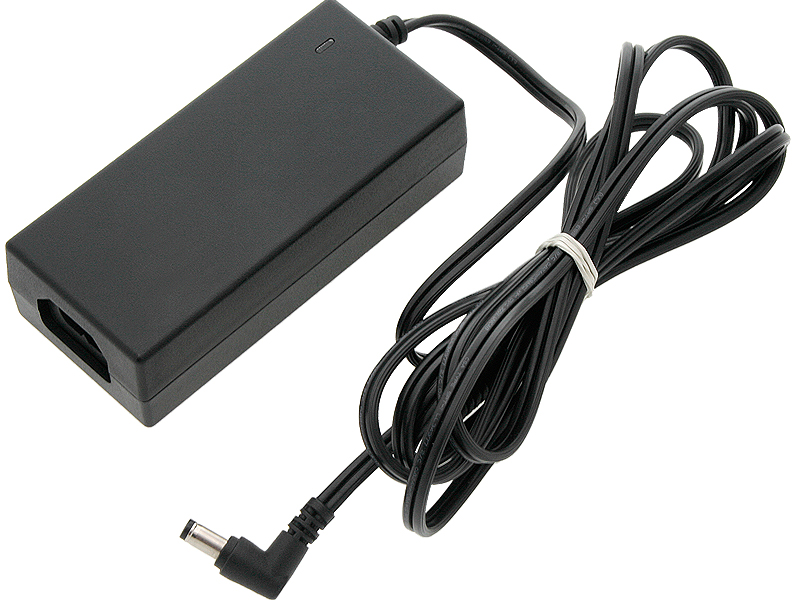 3480#--Zasilacz impulsowy 12V/2900mADane techniczne:wejście: 100-240V AC 50/60Hzwyjście: 12V ...&amp;nbsp;2900mAwtyk: DC&amp;nbsp;2,5/5,5 kątowyUwaga: Zasilacz NIE POSIADA w komplecie przyłącza sieciowego!