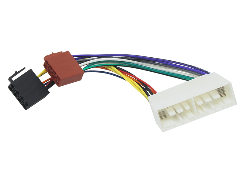 3822#--Złącze umożliwiające podłączenie r&amp;oacute;żnych modeli radioodbiornik&amp;oacute;w (wyposażonych w złącze ISO) do fabrycznej instalacji audio. Kompatybilne z nowymi modelami Hyundai / KIA 2017.Kompatybilność:Hyundaii30 2016-&amp;gt; &