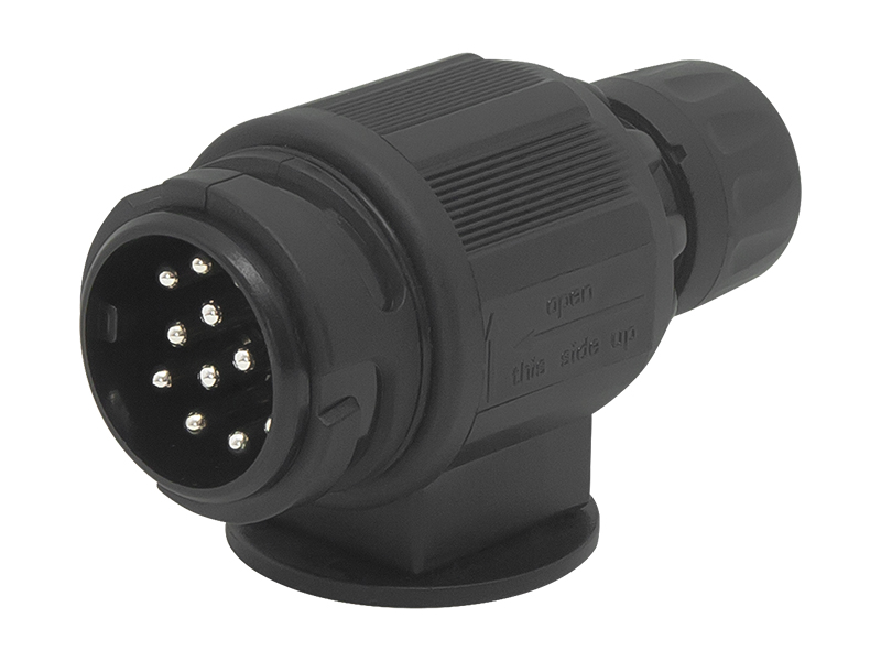 4624#--Specyfikacja:- Rodzaj: wtyczka przyczepy samochodowej- Materiał: plastik- Ilość pin&amp;oacute;w: 13- Kolor: czarny- Napięcie: 12V&amp;nbsp;Plastikowe gniazdo przyczepki samochodowej 13 PINOWE przeznaczone do instalacji elektrycznych 12V. Wys