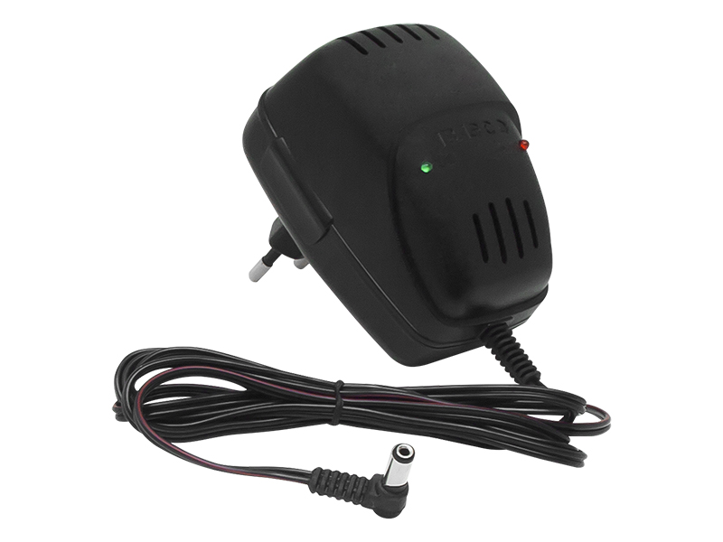 4673#--Ładowarka dedykowana jest do zasilania i ładowania baterii elektronarzędzi. Umożliwia bezpośrednie ładowanie baterii lub po podłączeniu do podstawy/uchwytu zasila układ elektroniczny ładowarki urządzenia. Ładowarka dedykowana jest do baterii: NiMH, N