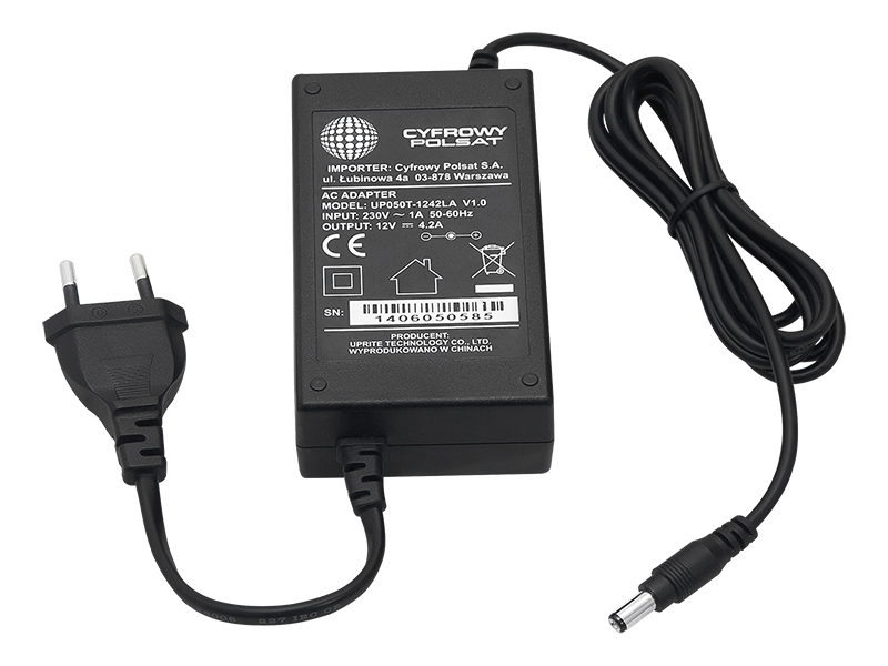 71-201#--Zasilacz z przyłączem sieciowym oraz kablem z wtykiem DC&amp;nbsp; przeznaczony do dekoder&amp;oacute;w Polsatu.- Przeznaczenie: dekodery Polsatu- Wtyki: DC oraz sieciowy- Wejście: 230V, 1A 50-60Hz- Wyjście: 12V 4,2A