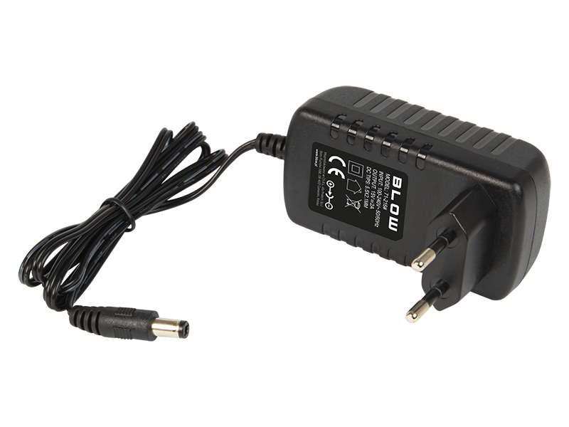 71-216#--Specyfikacja:Napięcie wejściowe: 100-240VNapięcie wejściowe: ~110V DC&amp;nbsp;Napięcie wyjściowe: 15V DCMaksymalne natężenie wyjściowe: 2AWtyk: 2,1/5,5mm prostyPolaryzacja: (+) w środkuMoc: 30WDługość przewodu z wtyczką DC: ok. 1,1 mWsp&amp;