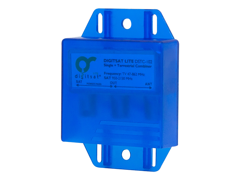 77-170#--Sumator marki Digisat DSTC-102 to urządzenie umożliwiające łączenie sygnału telewizyjnego z anteny naziemnej i sygnału satelitarnego z konwertera typu single. Następnie sygnał ten może być przesłany jednym kablem koncentrycznym do gniazda abonenckieg
