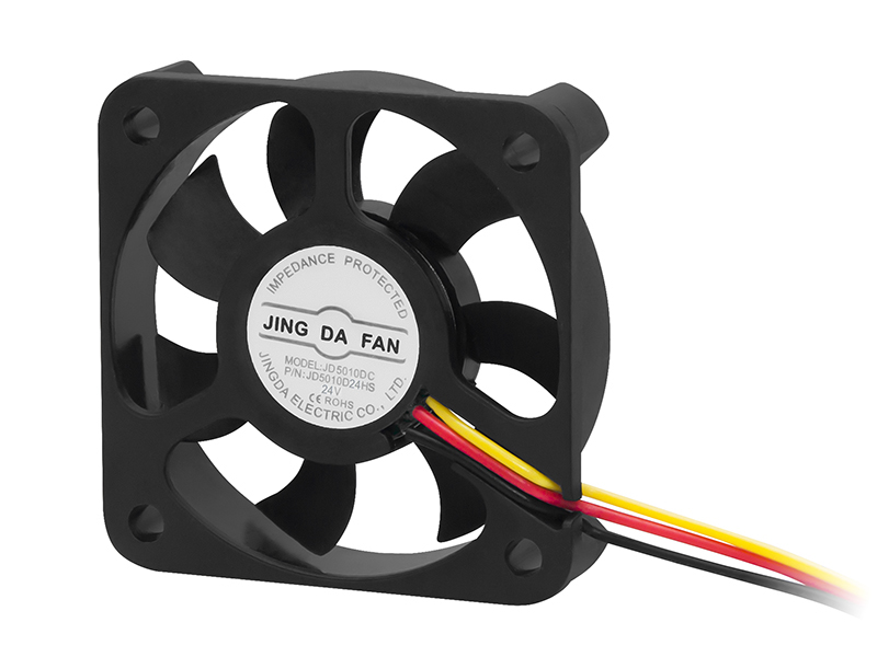 85-510#--Parametry techniczne:  - Wymiary: 50 x 50 x 10&amp;nbsp; mm  - Zasilanie: 24VDC  - Przepływ powietrza: 19.8m&amp;sup3;/hr  - Natężenie prądu: 0.04A  - Prędkość: 5100rpm  - Poziom hałasu (at 1m): 29dB  - Waga: 20g  - Temperatura pracy: -20&amp