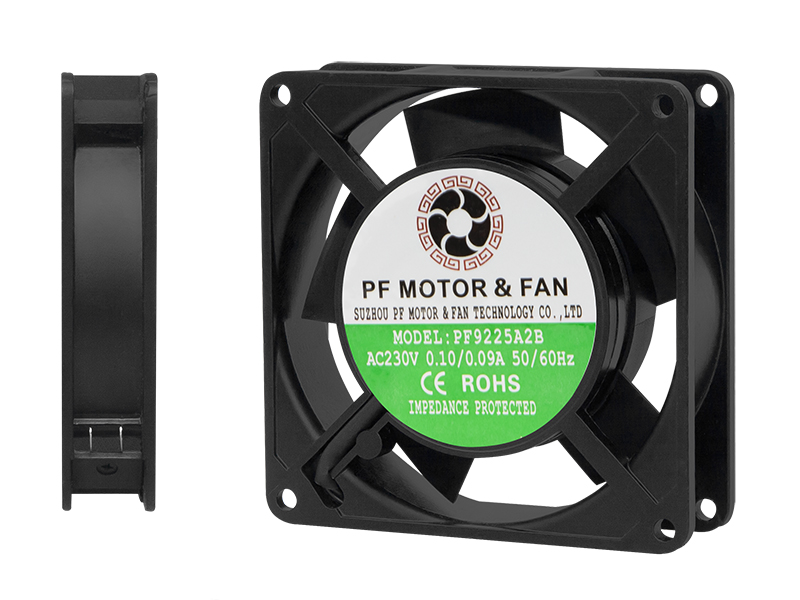 85-943#--Parametry techniczne:  - Wymiary: 92 x 92 x 25&amp;nbsp; mm  - Zasilanie: 230VAC  - Przepływ powietrza: 45.9m&amp;sup3;/hr  - Natężenie prądu: 0.08A  - Prędkość: 2250rpm  - Poziom hałasu (at 1m): 37dB  - Waga: 270g  - Temperatura pracy: -20&a