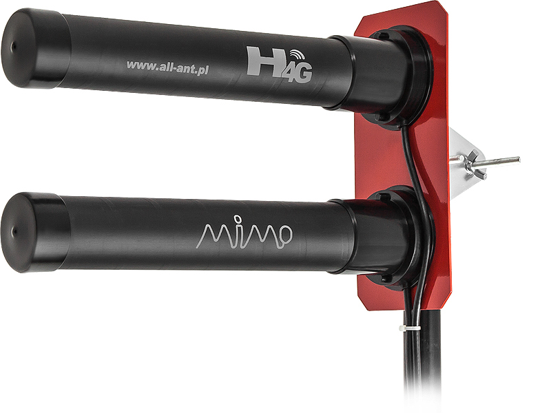 9338#--Antena H4G 2 x 15 dBi LTE/UMTS 1,8-2,1GHzAntena H4G, zysk anteny 2 x 15 dBi. Jest to antena zewnętrzna, silnie kierunkowa, przeznaczoną do system&amp;oacute;w telefonii kom&amp;oacute;rkowej LTE, UMTS, HSPA+, pracujących w paśmie 1,8-2,2 GHz.