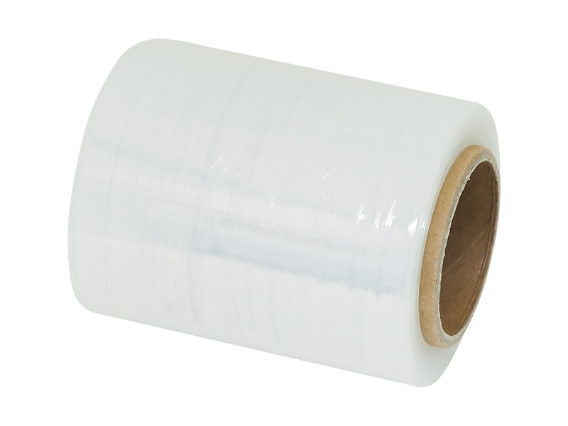9340#--Rolka folii mini stretch przezroczystej.Waga: 0,3 kgSzerokość: 100 mmŚrednica tulejki: 50&amp;nbsp;