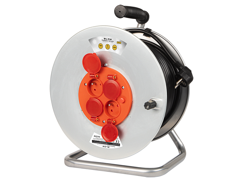 98-054#--Specyfikacja:- Model: PR-61- Typ: na bębnie- Żyły: 3 x 2,5mm- Długość przewodu: 50 m- Wtyk: sieciowy, kątowy- Szerokość bębna:&amp;nbsp;14cm- Średnica bębna:&amp;nbsp;28,5cm&amp;nbsp;- Wysokość całkowita:&amp;nbsp;36cm-&amp;nbsp;S