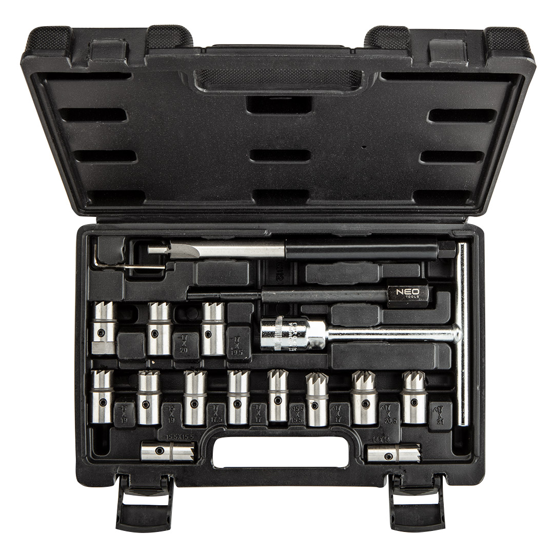 TOP-11-885--Frezy do czyszczenia gniazd wtryskiwaczy.W zestawie:rozwiertaki płaskie - 14 x 14 mm, 15 x 19 mm, 15.5 x 15.5 mm, 17 x 17 mm, 17 x 17.5 mm, 17 x 19 mm, 17 x 19.5 mm, 17 x 20 mm, 19 x 21.5 mmrozwiertaki kątowe - 15.5 x 15.5 mm, 17 x 17 mm, 17 x 21 mm,