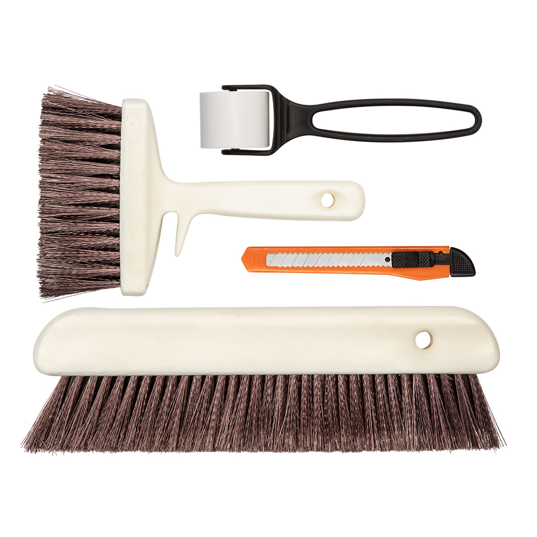 TOP-20B945--Zestaw do tapetowania 4 szt. nóż z ostrzem łamanym 9mm, plastikowy, blokada ostrza, pędzel łakowiec 7", plastikowy, rolka dociskowa, szczotka dociskowa 5", plastikowa