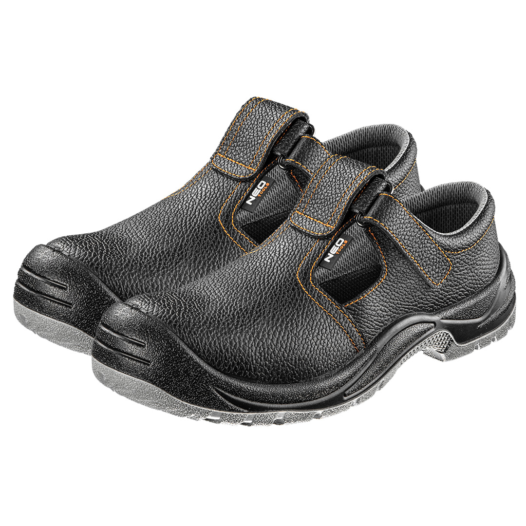 TOP-82-070-42--Sandały robocze skórzane, S1 SRC, but wykonany w kategorii S1 SRC (SRC- odporność na poślizg na podłożu ceramicznym pokrytym roztworem laurylosiarczanu sodu (SLS) i na podłożu ze stali pokrytym glicerolem), bez elementów metalowych, antypoślizgowa po