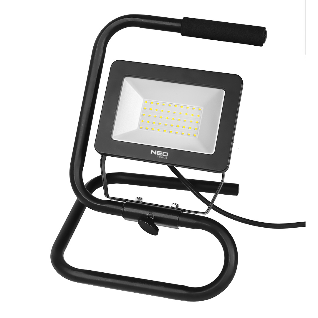 TOP-99-063--Reflektor pojedynczy NEO moc 50W, 4000 lumenów, 230V 50Hz, SMD LED, czas pracy 25 000h, 6500K, aluminiowy korpus, IP65, CRI Ra  80, kąt świecenia 120 stopni, ON/OFF  15 000 cykli, przewód z wtyczką 2m, temperatura pracy -25+45, współczynnik mocy >